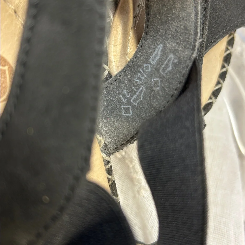 Remonte almost NEW leather elastic straps wedge shoes